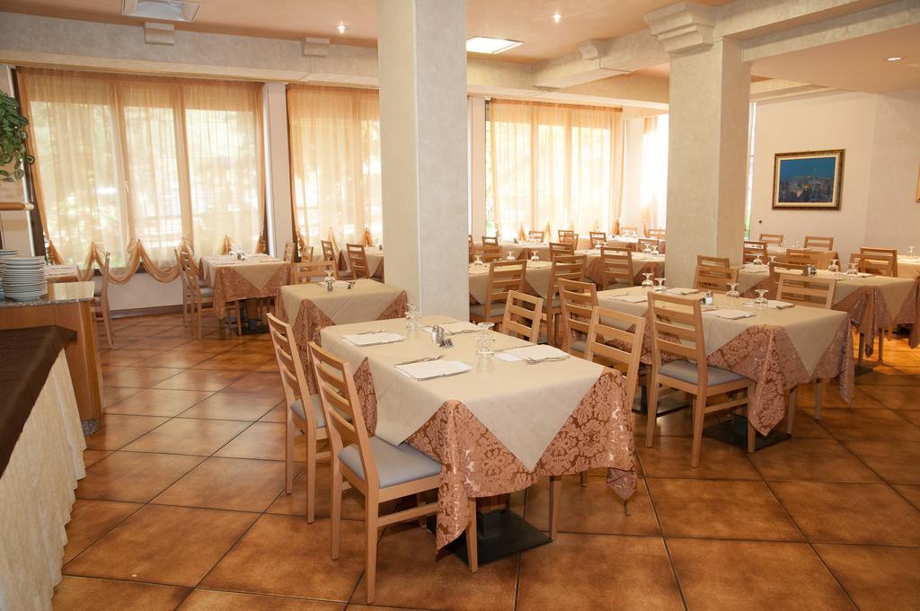 Hotel Concordia Levico Terme Kültér fotó