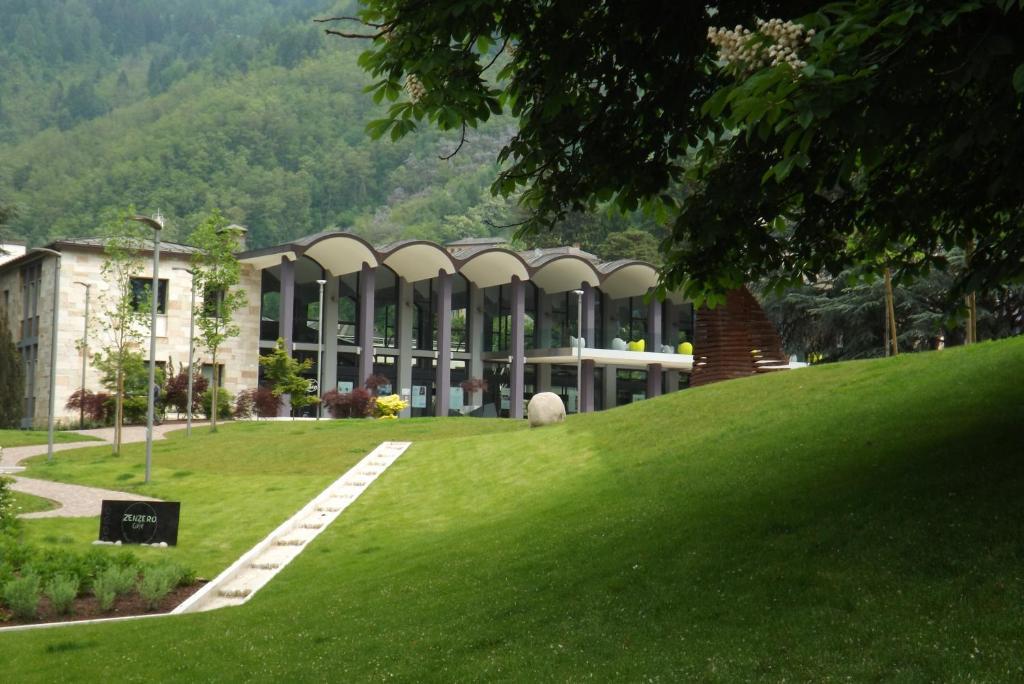 Hotel Concordia Levico Terme Kültér fotó