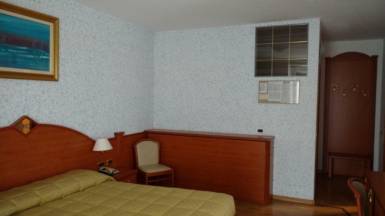 Hotel Concordia Levico Terme Kültér fotó